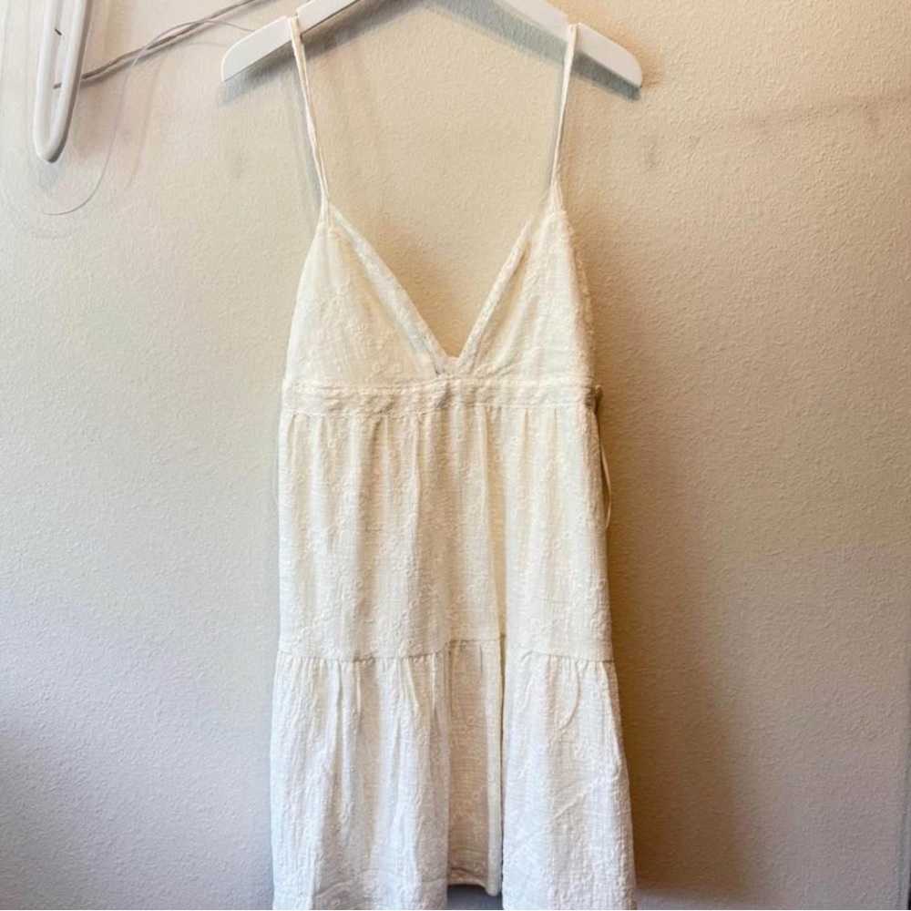 Grey Bandit White Textured Mini Dress – Size Medium